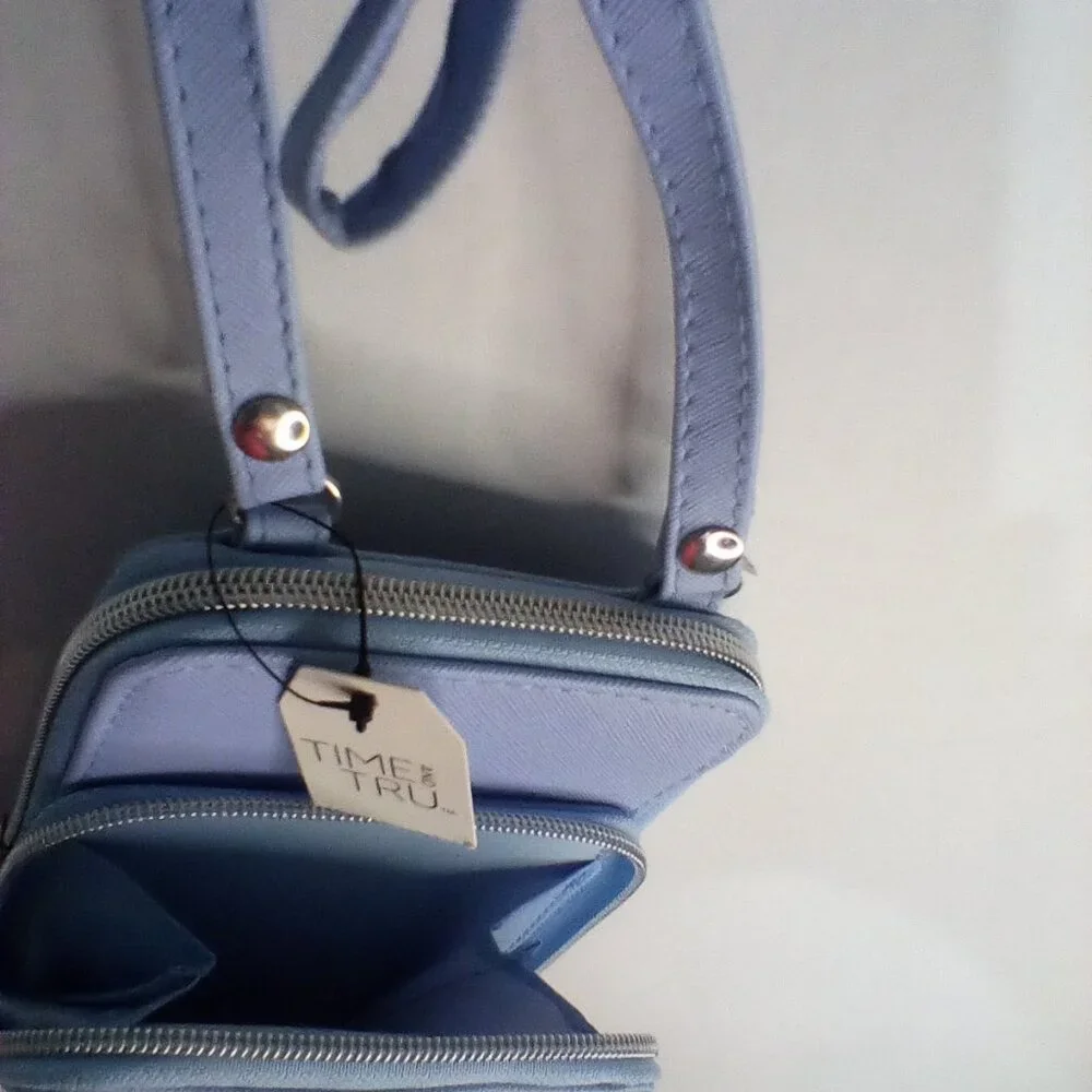 TIME AND TRUE‎ CROSS BODY PURSE LIGHT BLUE